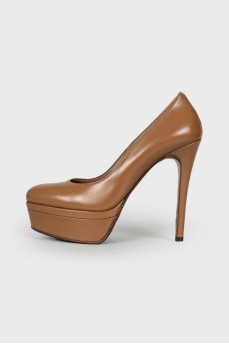 Brown leather shoes