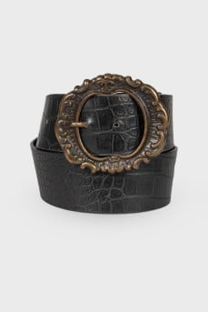 Embossed leather belt