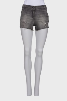 Ripped effect denim shorts