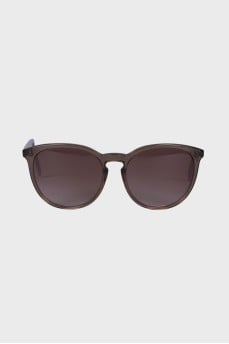 Sunglasses with lilac temples