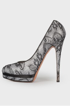Silver shoes with lace