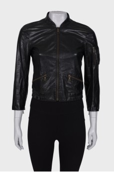 Cropped leather jacket
