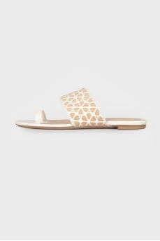 Patterned leather slippers