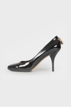 Patent stilettos