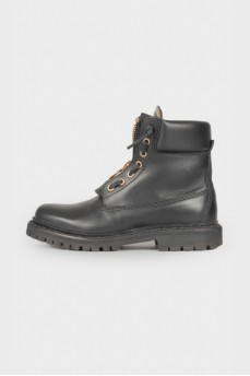Leather boots with zip