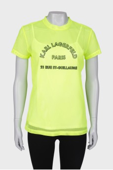 Sports T-shirt with tag
