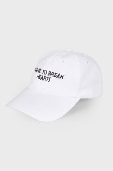 White cap with an inscription