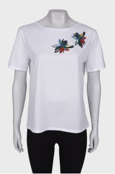 White T-shirt with decor