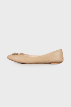 Ballerinas with golden decor