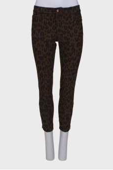 Brown jeans with embroidery