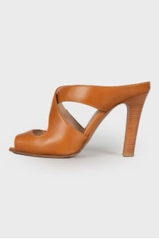 Leather heeled sandals