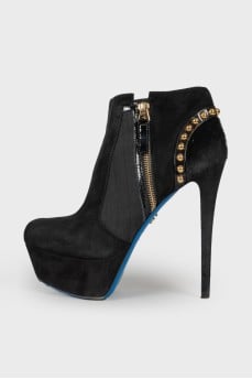 Leather ankle boots with stiletto heels