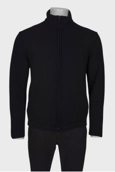 Men's wool sweater with a zip