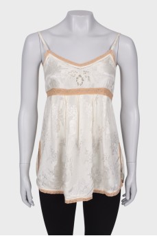 Top with pattern and lace