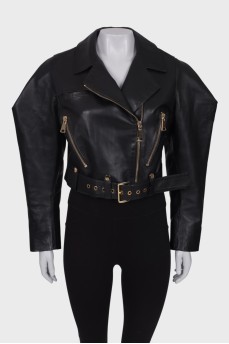 Cropped jacket with gold-tone hardware