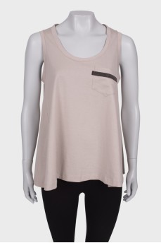 T-shirt with chest pocket