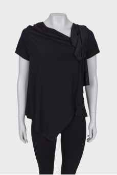 Asymmetrical black blouse