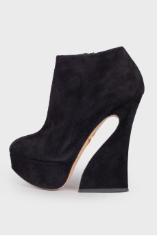Suede ankle boots with figured heels