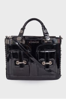 Lacquered bag with front pockets