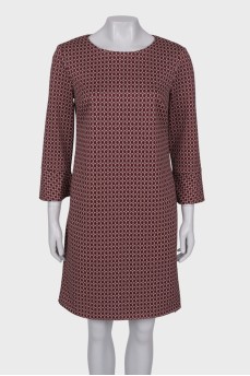 Dress with a straight fit print