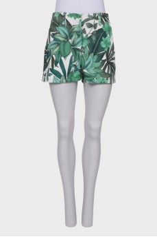 Shorts with green print