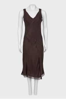 Dark brown dress body-con shape