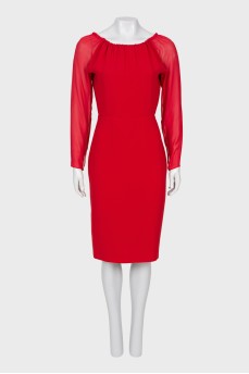 Red dress body-con shape