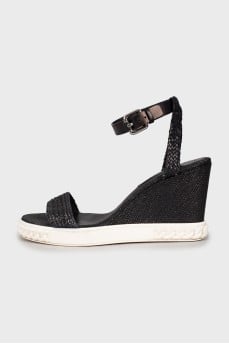 Woven wedge sandals