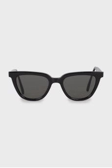 Sunglasses with long arms