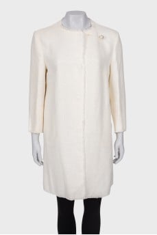 Linen cardigan with brooch