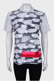 T-shirt in print with brand logo