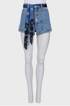 Denim shorts with buttons