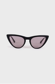 Black cat eye sunglasses