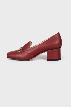 Burgundy shoes with silver decor
