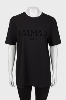 Black T-shirt with tag