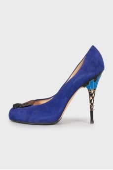 Blue shoes with decor