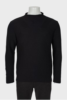 Oversized knitted sweater