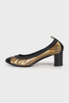 Patent leather shoes with embroidered logo
