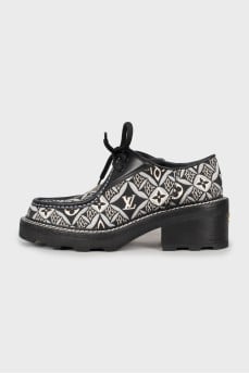 Oxfords Beaubourg