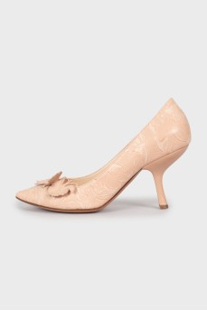 Embossed leather shoes