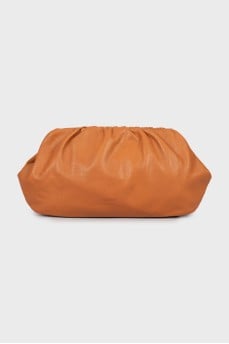 Puffed leather clutch