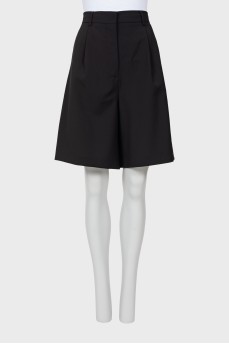 Wool bermuda shorts