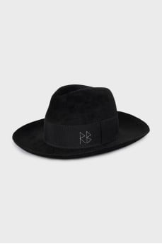 Black hat