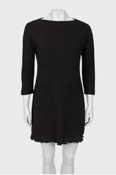Black dress with pockets