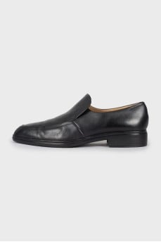 Men's black shoes