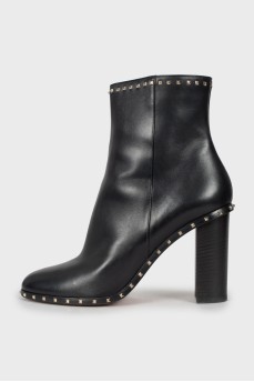 Leather ankle boots decorated with rhinestones