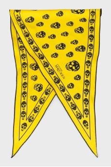 Silk scarf with skull print