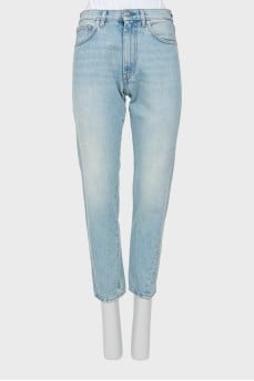 Light blue boyfriend jeans