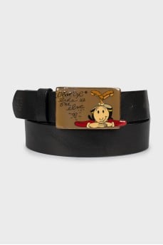 Men's leather belt with a pattern on the buckle