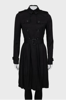 Black trench coat with pleated hem